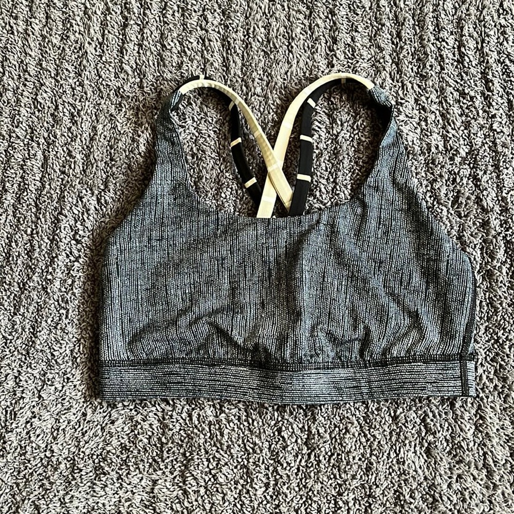Lululemon Energy Bra, size 6
